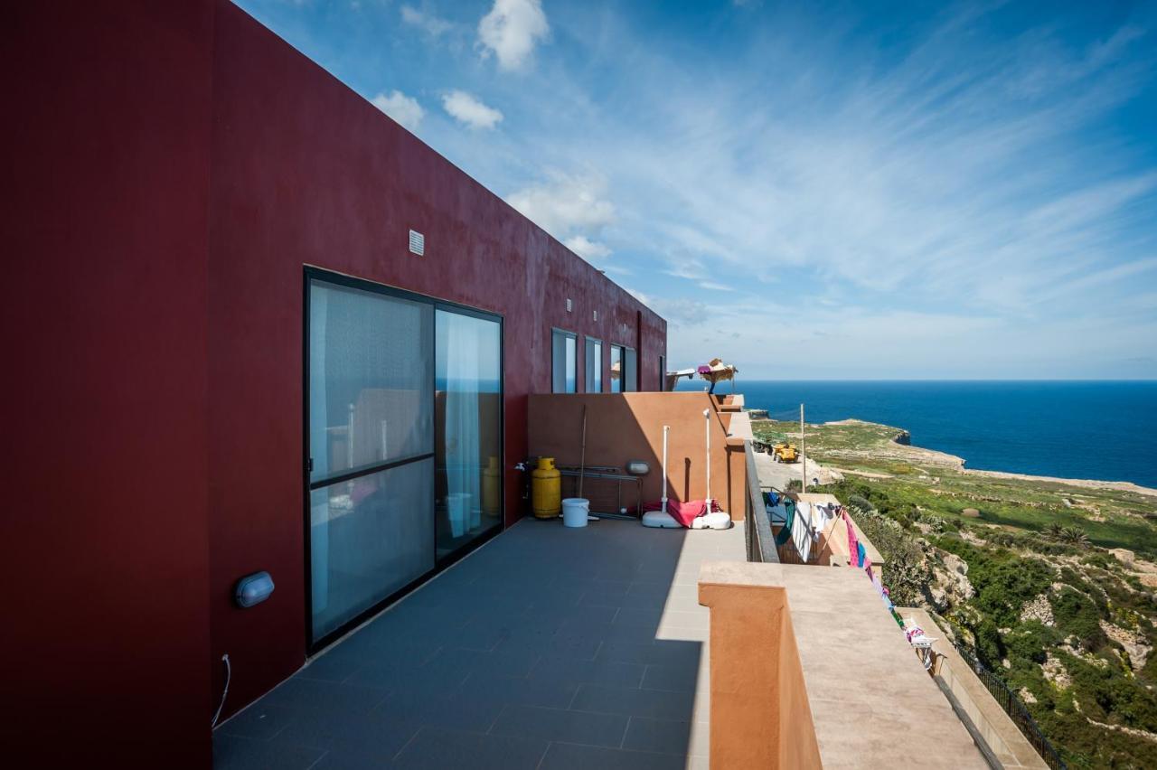 Hili Complex Apartment *